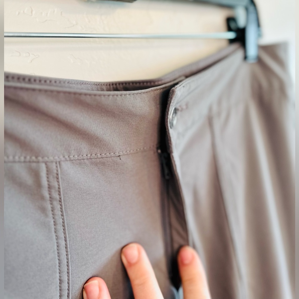 Columbia Omni Pants Outdoor Lightweight Cropped Performance Wear Gray SZ 14 - Picture 9 of 16